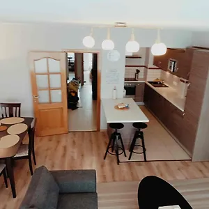Cozy 2 Bedroom - Metro Montgomery Appartement