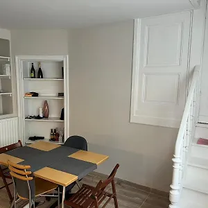 In Maison De Metre In Etterbeek Appartement